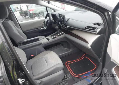 2021 Toyota Sienna Le from USA, damaged, VIN 5TDKSKFC5MS021333